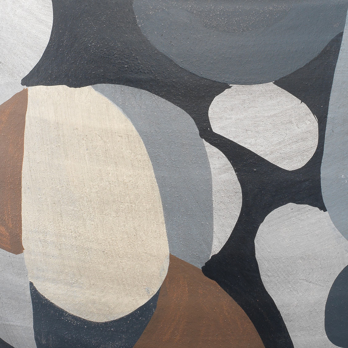 7pabl shne 1910pabloshortvase neutralcoloredceramic close%20up