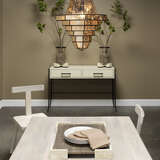 20neva coow alternate image2 beauty crop 04 2024