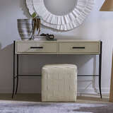 20wove whle alternate image beauty crop 09 2024