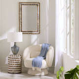 6inte mibl beauty shot crop 11 2025