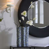 7clou lgbl alternate image beauty crop2 09 2024