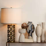 7pabl mdne alternate image beauty crop 03 2022