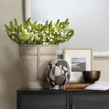 7pabl shne alternate image beauty crop 08 2025