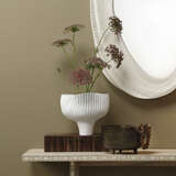 7plun vawh alternate image beauty crop 04 2024