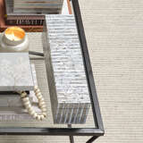 7roos grlg alternate image beauty crop 04 2024