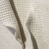 7torn vewh alternate image1 close up 09 2024