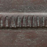 9antiquitldg alternate image close up