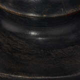 Ls9revolutbk alternate image1 detail 04 2024